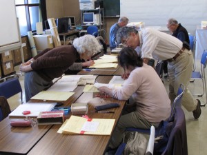 解読作業の様子